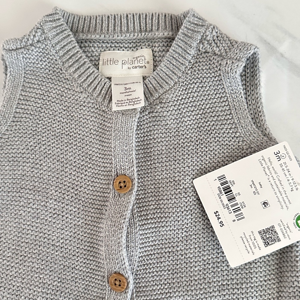 NWT Gray Knit Baby Romper with Wooden Buttons - Picture 2 of 2